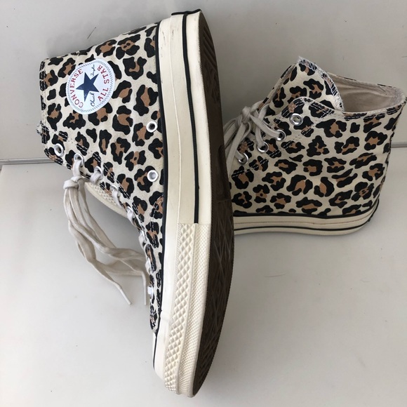 Converse Other - 🌟 SALE ❤️Unisex- Converse Sneakers.
